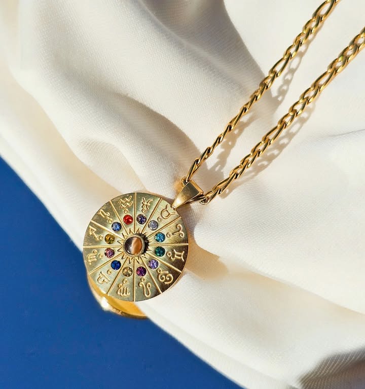 Amoene Accessories — ნამუშევარი