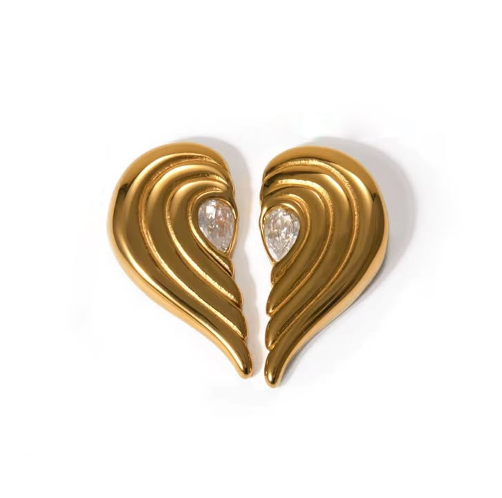 Amoene Accessories — ნამუშევარი