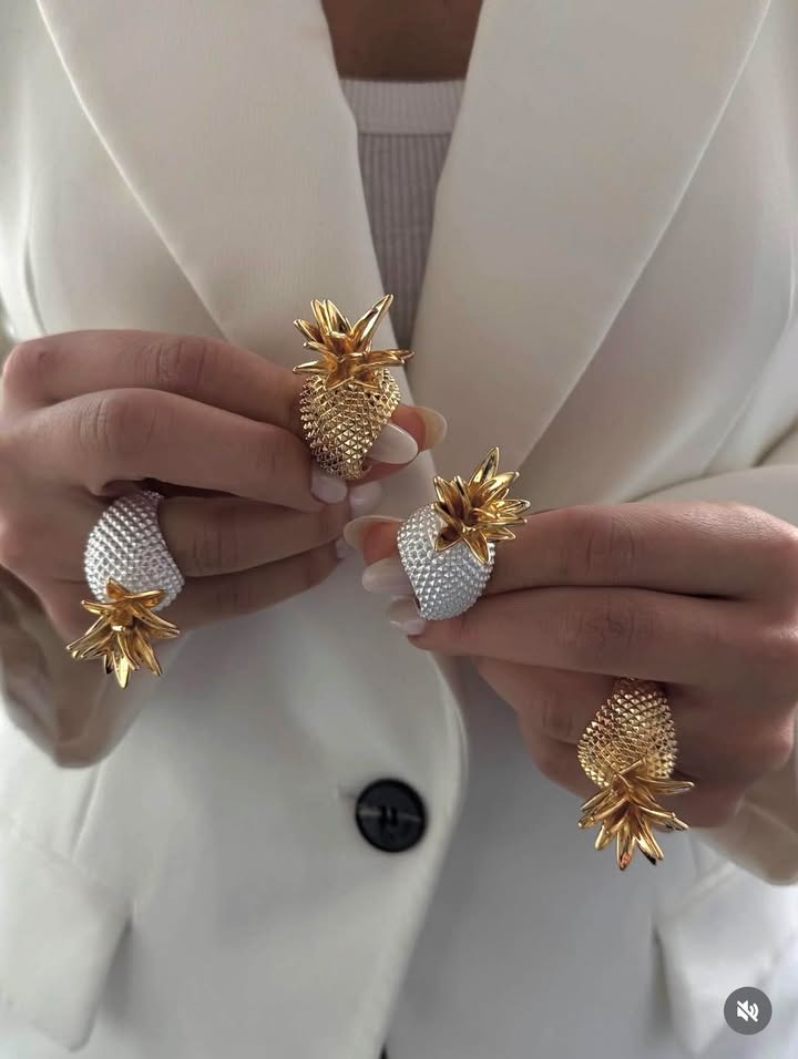 MON jewelry — ნამუშევარი