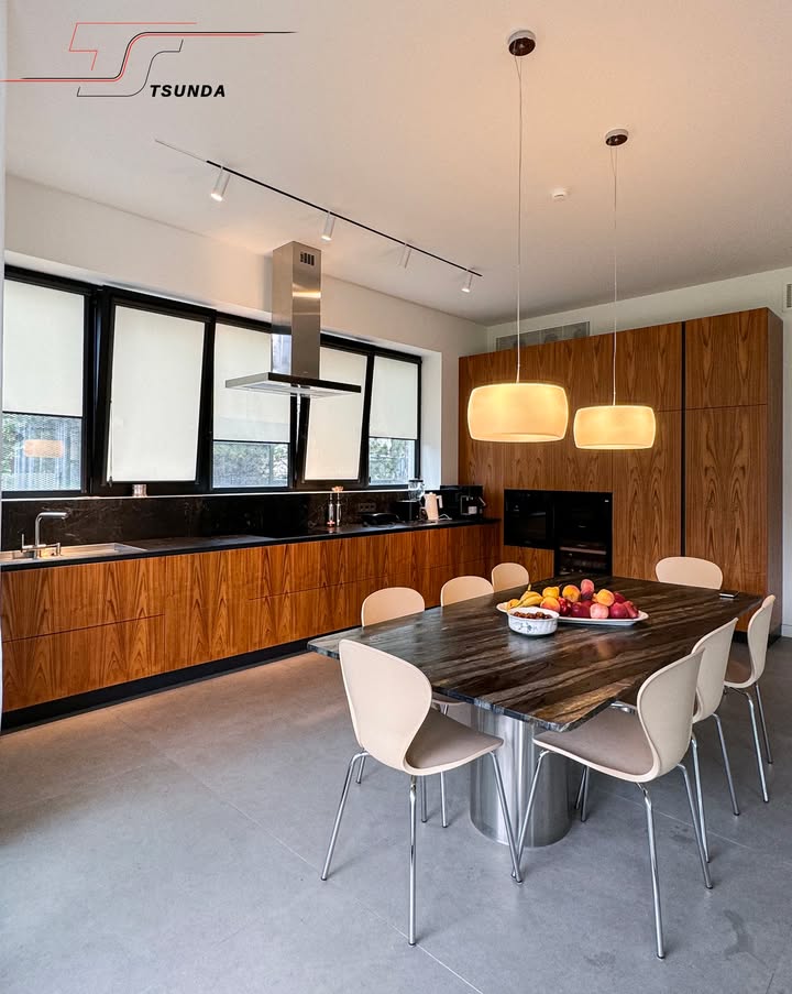 Tsunda — ნამუშევარი